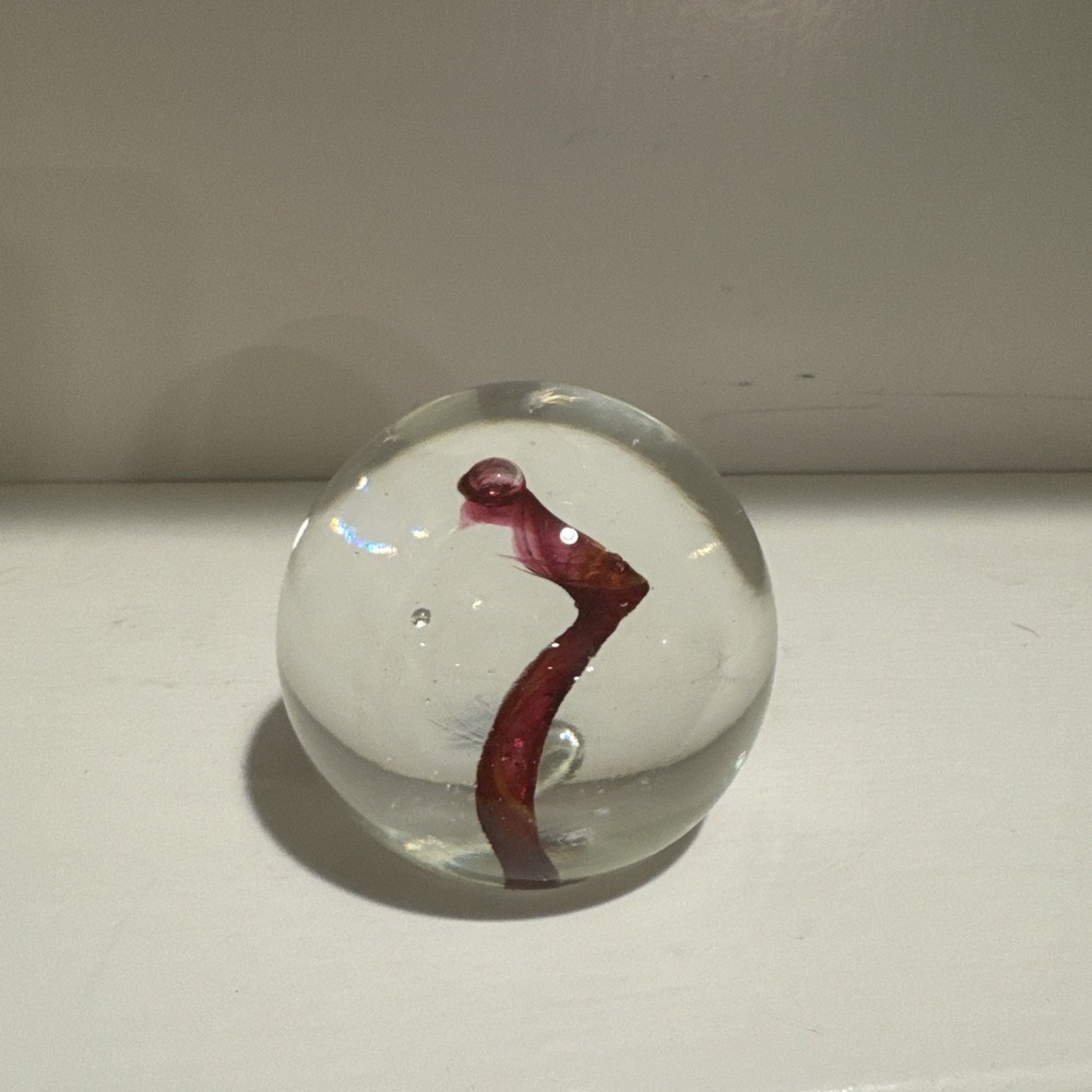 SIGNED ANDREWS KARG ART GLASS BEAUTIFULLY SHAPED & DESIGNED 2 7/8" PAPERWEIGHT